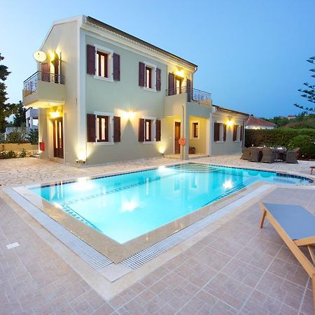 Villa Emily Фискардо Екстериор снимка