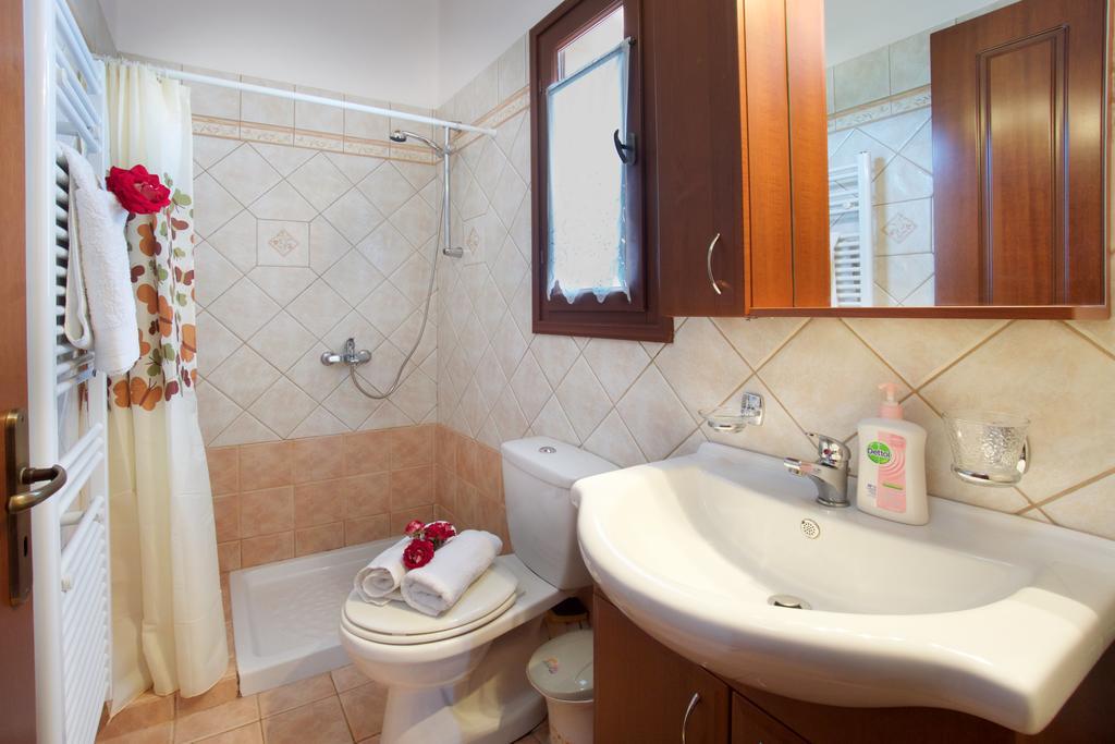 Villa Emily Фискардо Екстериор снимка