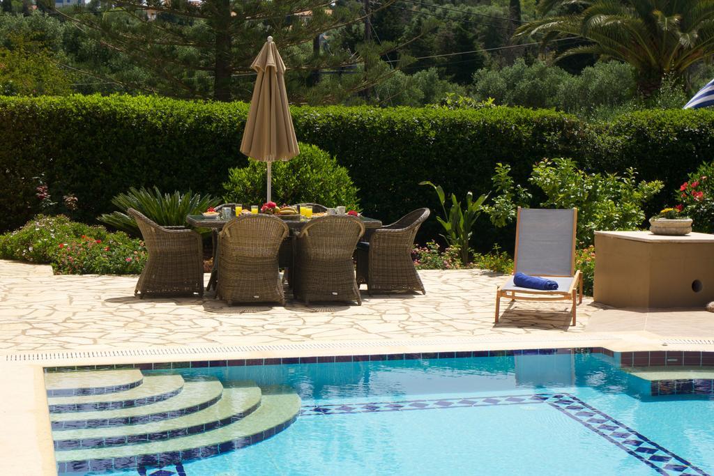 Villa Emily Фискардо Екстериор снимка